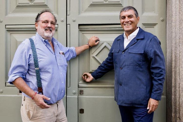 Paolo Marchi e Claudio Ceroni in front of the entrance of Identità Golose Milano, the first International Hub of Gastronomy in Via Romagnosi 3 in Milan (it will open before the congress)
