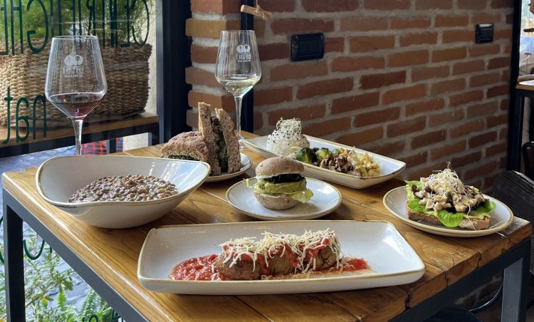 Aperitivo veg da Il Borgo Verde