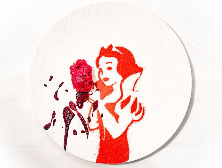 BIANCANEVE ROSSO SANGUE: peperone crusco, tartare 