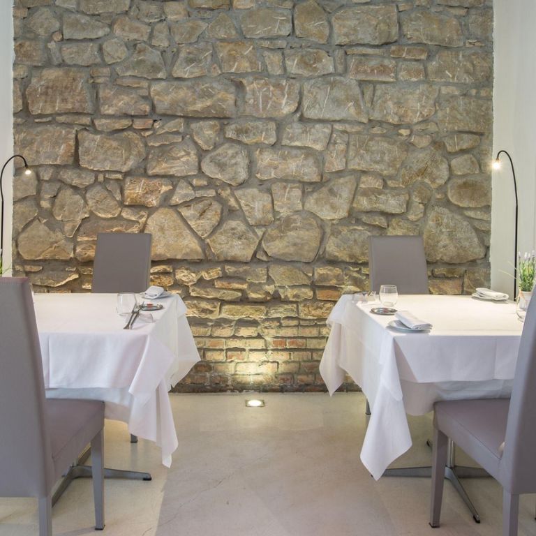La sala del ristorante omonimo, Massimo Carleo
