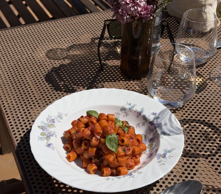 Tubetti&nbsp;Lagano&nbsp;ai pomodori,&nbsp;&lsquo;nduja fatta in casa e basilico&nbsp;
