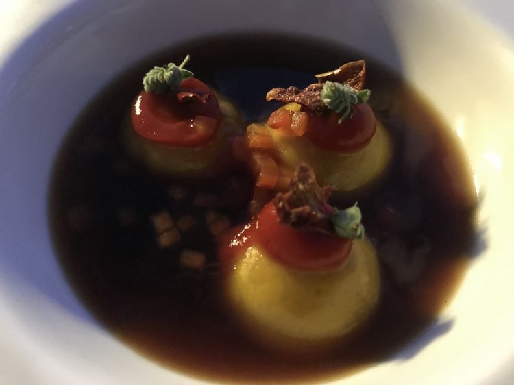 Pollo e peperoni in raviolo, chef Andrea Antonini
