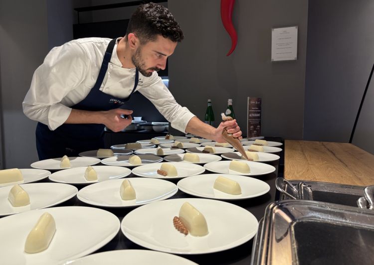 Edoardo Traverso completa il suo dolce