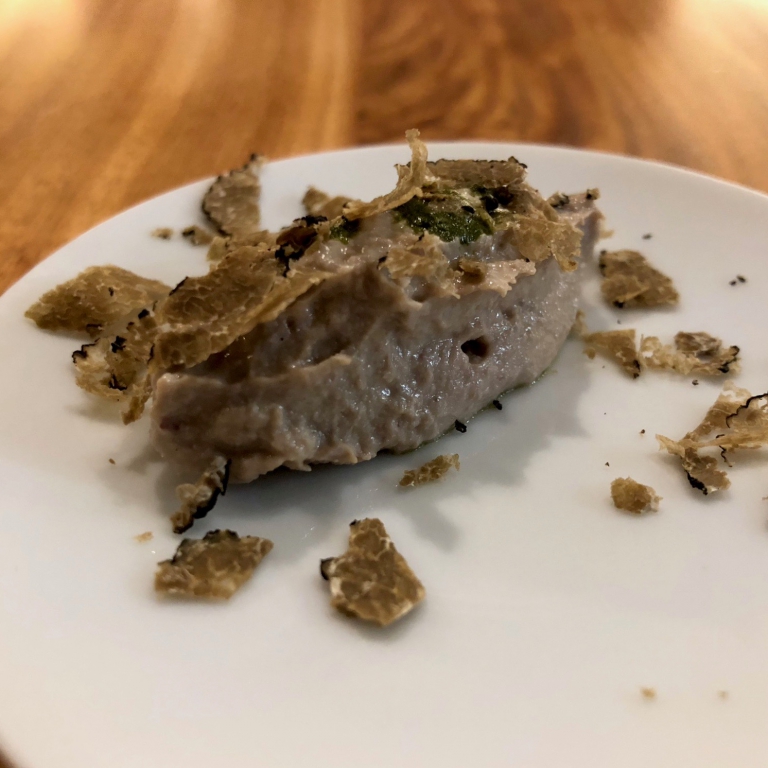 Paté di maiale, tartufo, estratto di alloro