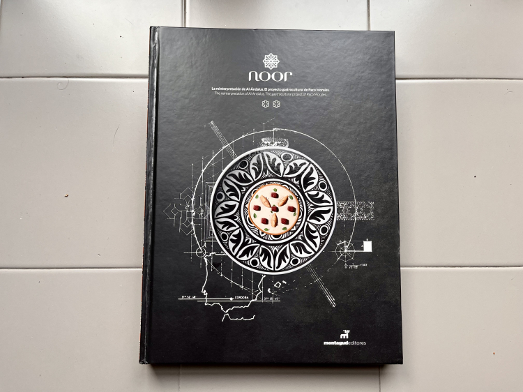For more details, see "Noor" published by Montagud in Spanish and English. It explains in every detail the first three tasting menus served at the restaurant (2016-2018). You can buy it here