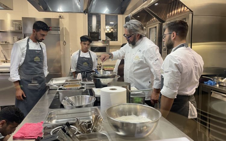 Philippe Léveillé nella cucina dell'Hub