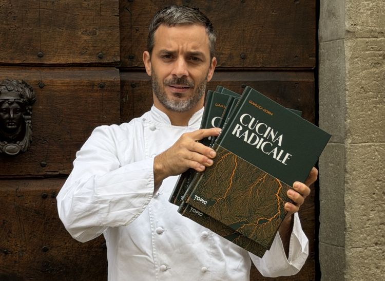 Gorini con il suo nuovo libro