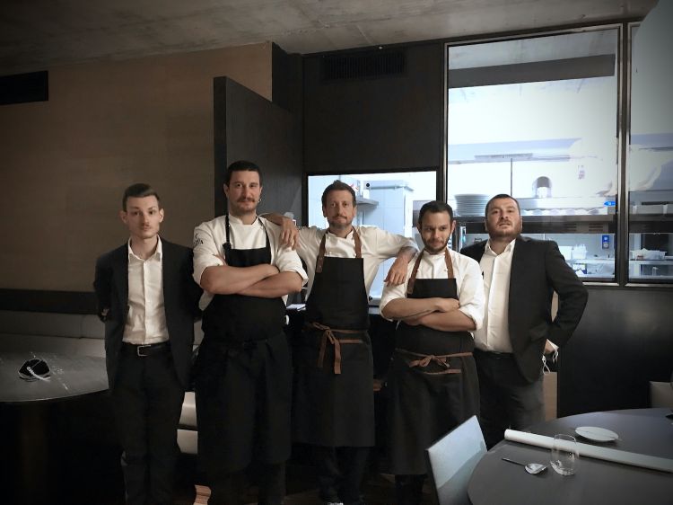 Lo staff del nuovo Ca' del Profeta, ristorante