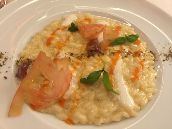 Risotto with tomato, cumin and lemon presented by Carlo Cracco at Eataly. It is currently in the menu of his restaurant in Via Victor Hugo in Milan