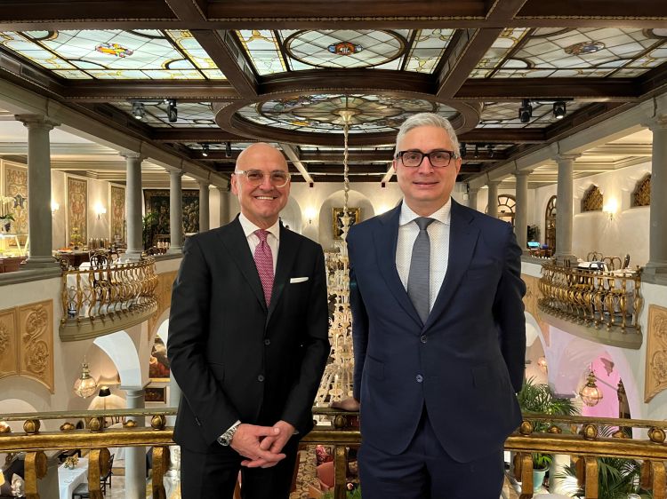 Il direttore del St. Regis e del Westin Excelsior di Firenze Domenico Colella e il Food and beverage manager Eugenio Serino - Foto AC