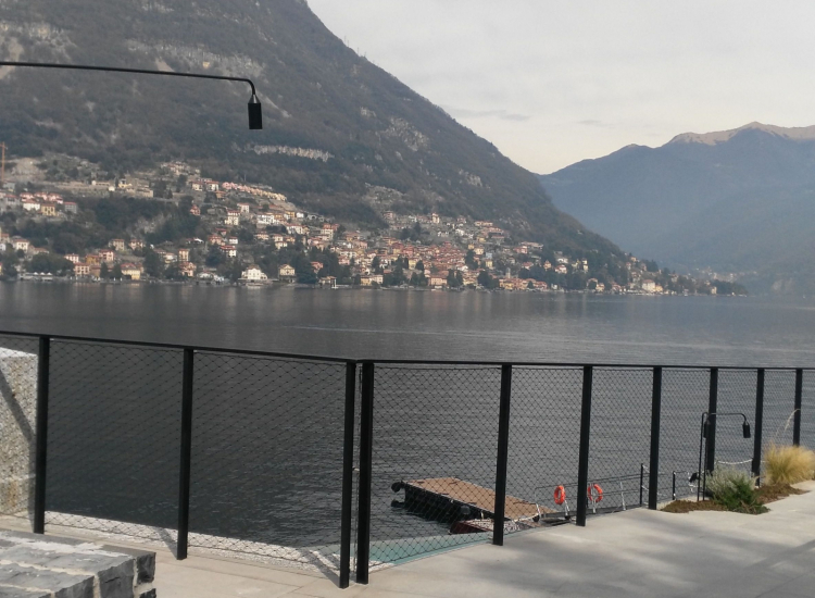Scorcio lacustre dal ristorante