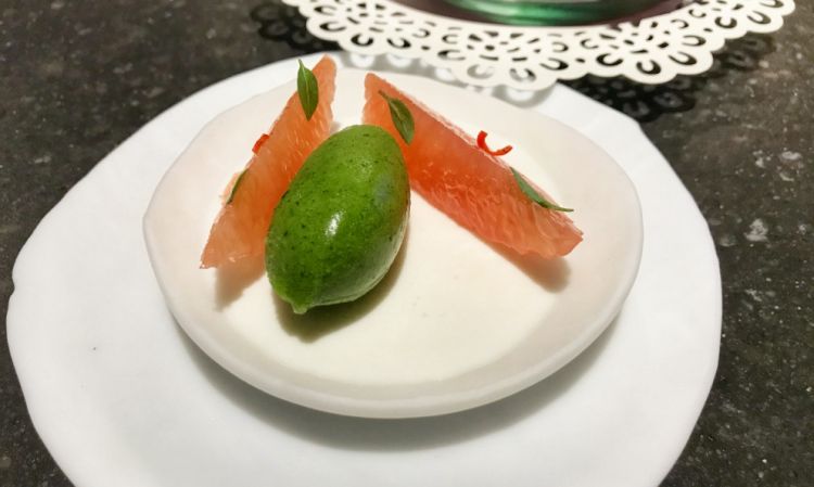 Crema di cocco, sorbetto di basilico, pompelmo
