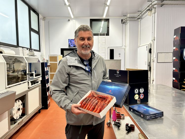 Paolo Giacalone nel suo laboratorio
