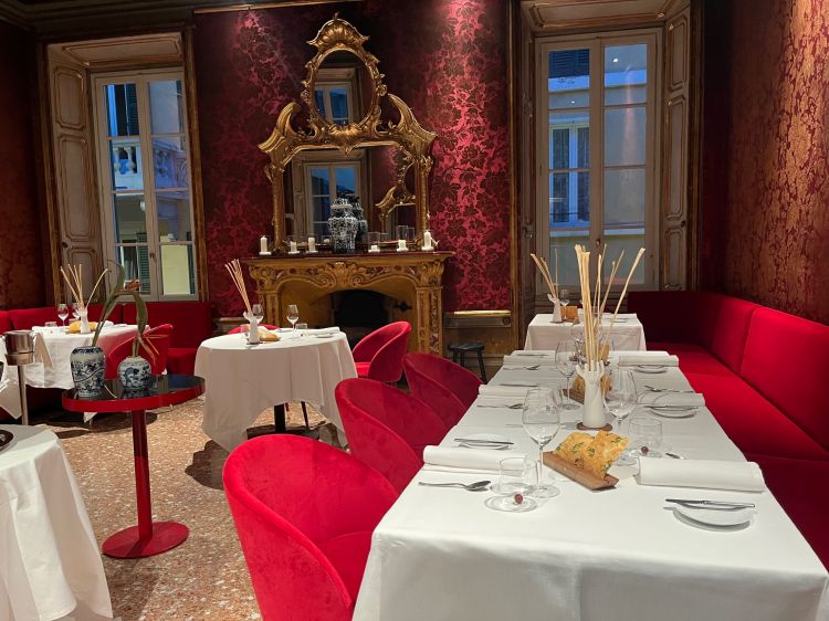 La sala del ristorante Veleno -Foto AC
