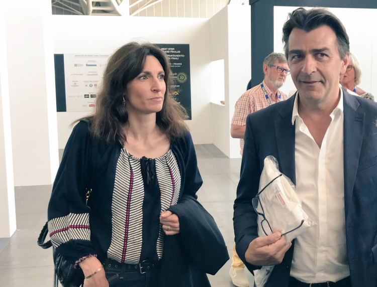 Yannick Alléno, con la moglie, al suo arrivo al Lingotto di Torino
