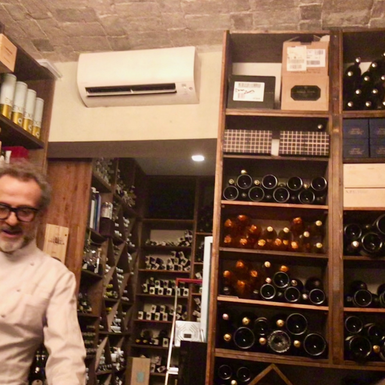 Massimo Bottura and Beppe Palmieri, a relationship almost 20-years long. Massimo Bottura will speak at the Identità Milano congress
