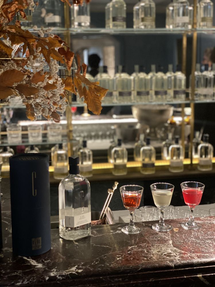 I distillati firmati dallo chef Carlo Cracco interpretati da Flavio Angiolillo e dai bartender del MAG Cafè