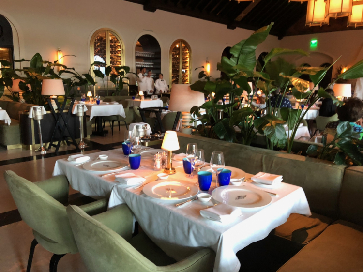 The dining room inside Le Sirenuse Miami
