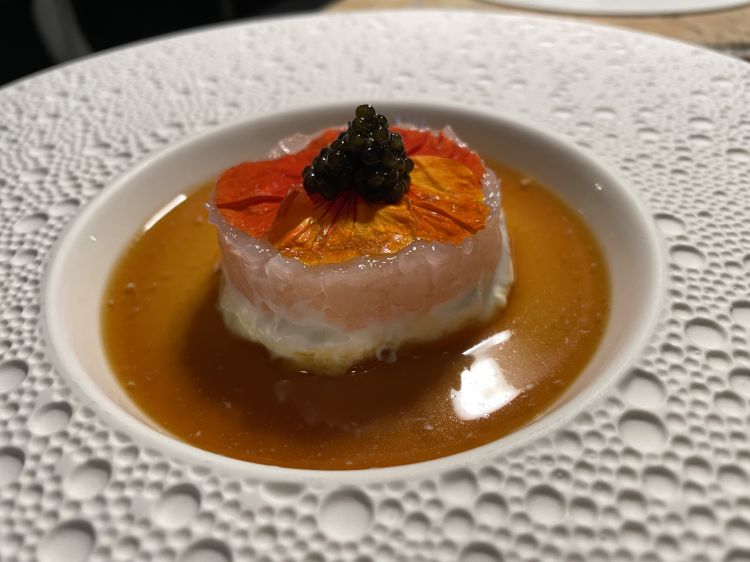 Scampo, stracciatella, salsa ponzu e caviale