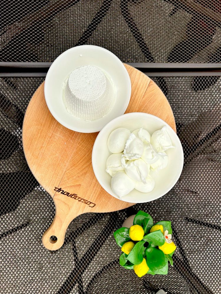 Ricotta e mozzarella di bufala: già due ottime ra