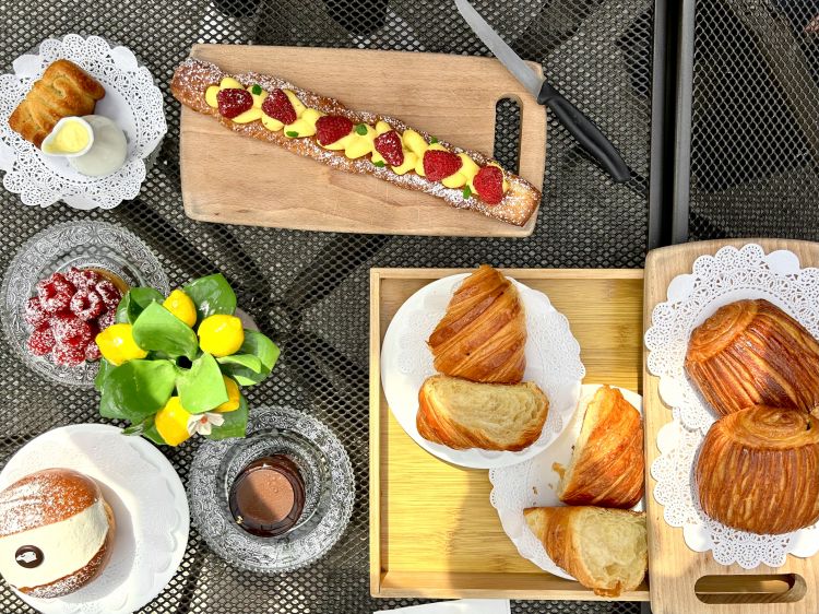 L'assaggio delle eccellenti creazioni del pastry chef Mario Cortese