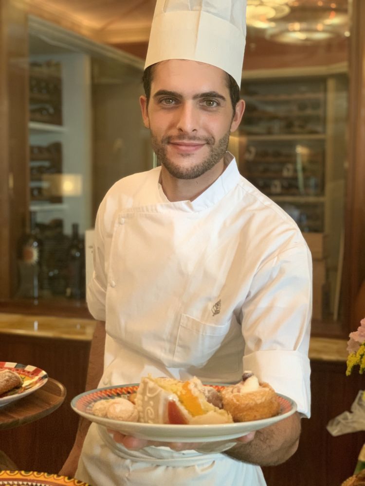 Il pastry chef del San Domenico Palace di Taormina, un Four Seasons Hotel, che ha portato la dolcezza della Sicilia nel cuore di Milano
