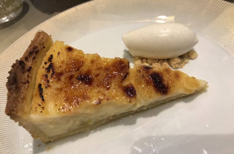 La Crostata al limone con gelato alla vaniglia di 