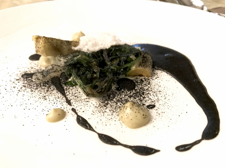 Seppie crude, carciofini, rafano