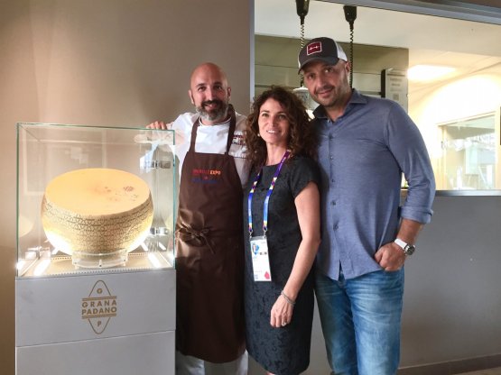 Ribaldone e Bastianich con Elisabetta Serraiotto, responsabile Marketing e Comunicazione del Consorzio Tutela Grana Padano