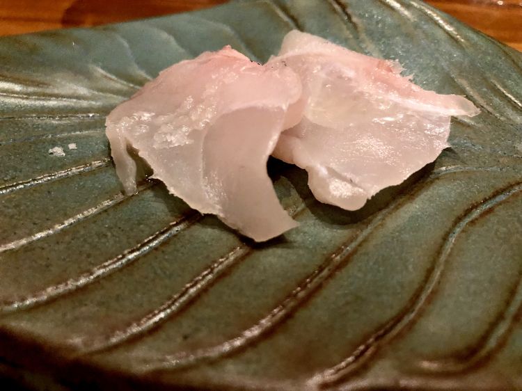 Sashimi, ovvero crudo di pescato, in questo caso pagro
