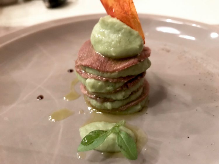 Millefoglie di lingue maremmana con crema di broccolo. Anche qui grande golosità