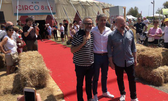Massimo Bottura, il sindaco di Rimini Andrea Gnassi e Stefano Bonaccini, presidente della regione Emilia Romagna