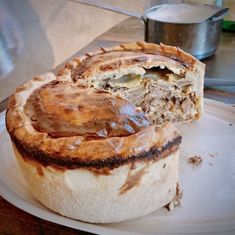 La Pastisona, ovvero un timballo di anolini in pas