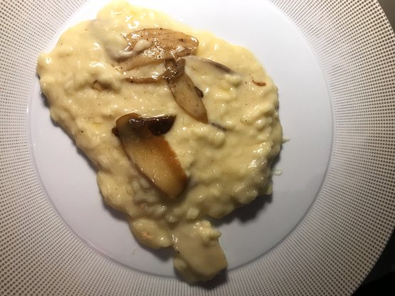 Risotto al Parmigiano Reggiano, funghi porcini e formaggi dolci di montanga, di Philippe Léveillé

