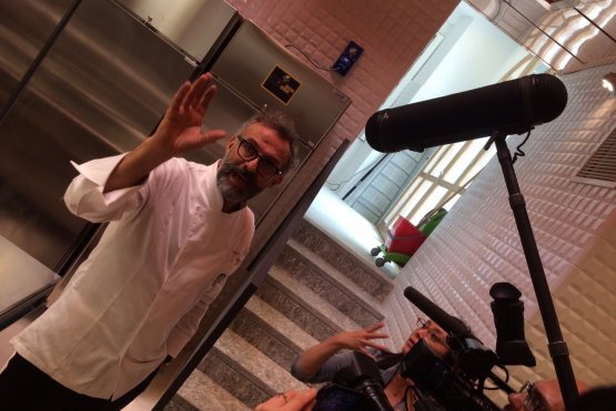 UNO E TRINO. Massimo Bottura, fresco numero due al mondo per i 50Best: "Sprecare cibo è ignobile"