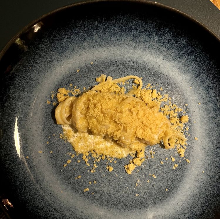 Linguina, garum, bottarga e formaggio axridda