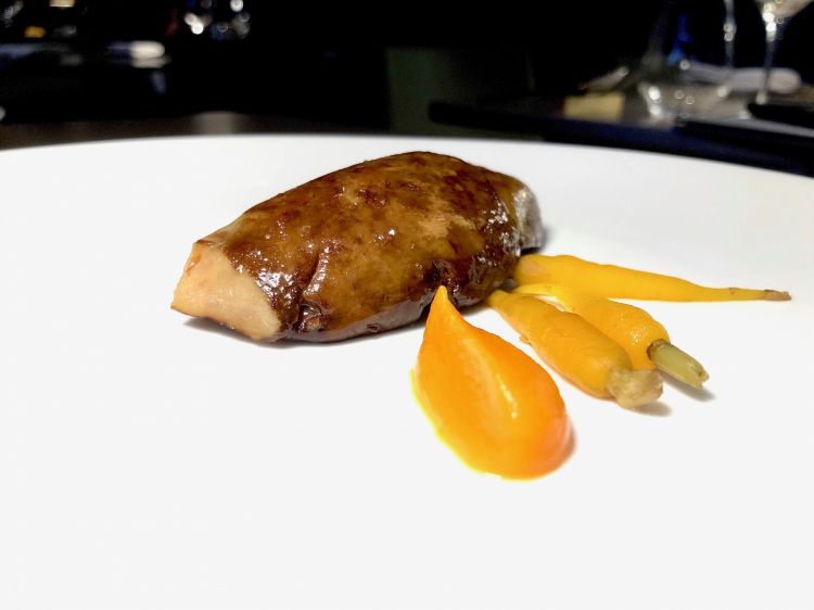 Foie gras, carote e makil goxo
