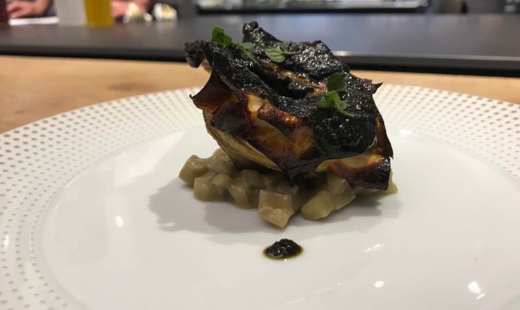 Carciofo ripassato, pesto di erbe bruciate