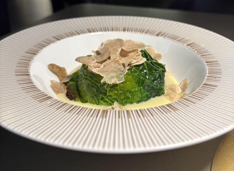 Verza, patate e tartufo bianco - Irina Steccanella
