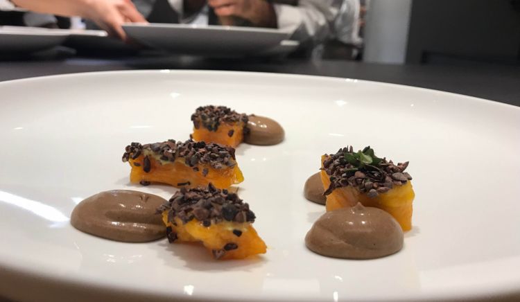 Zucca candita al rum, fava di cacao e caffè di radici