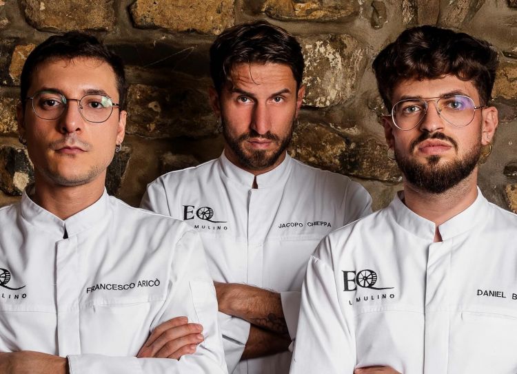 Lo chef-patron Jacopo Chieppa tra i suoi due sous Francesco Aricò e Daniel Bonanato