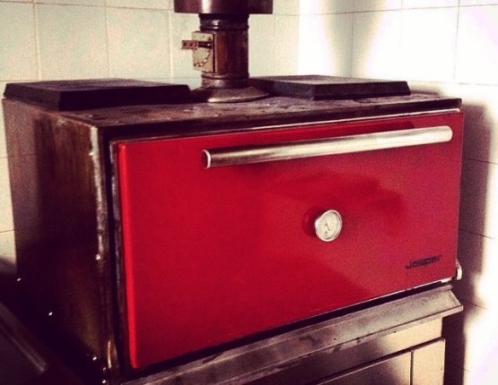 The special "Josper" oven at Meat Bar de Milan