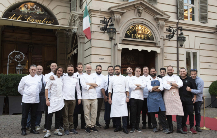 Un dream team di chef, qui immortalati al complet