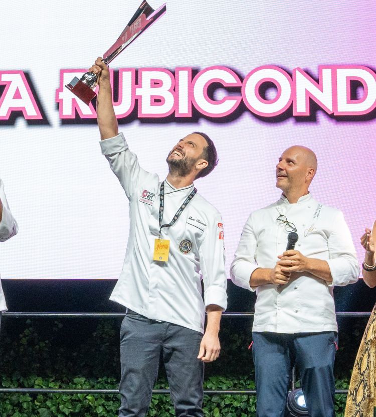 La premiazione di Luca Rubicondo, vincitore di Pastry Bit Molino Dallagiovanna
