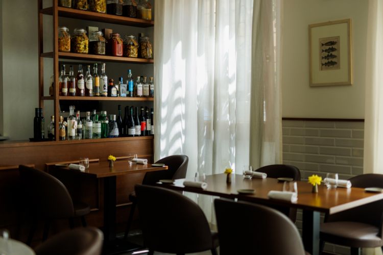 La sala di Bistrot64
