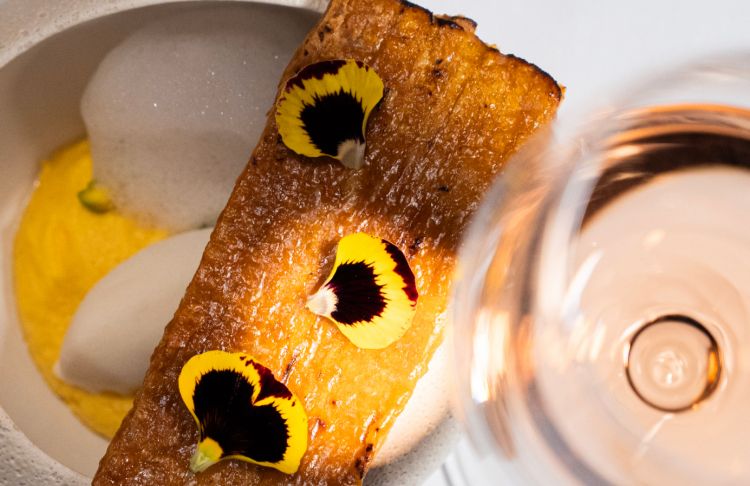 Un dolce servito nell'hotel vegano La Vimea