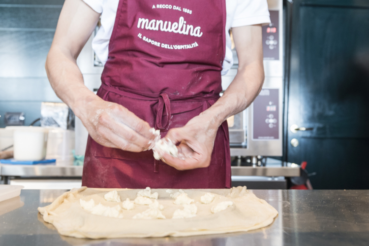 C'è anche la focaccia firmata Manuelina
