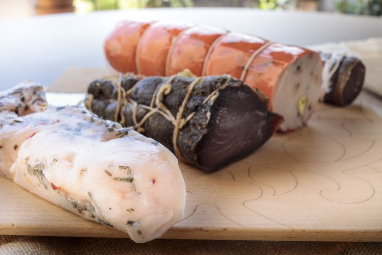 Assaggi di salumi di mare alla tavola del Signum, 