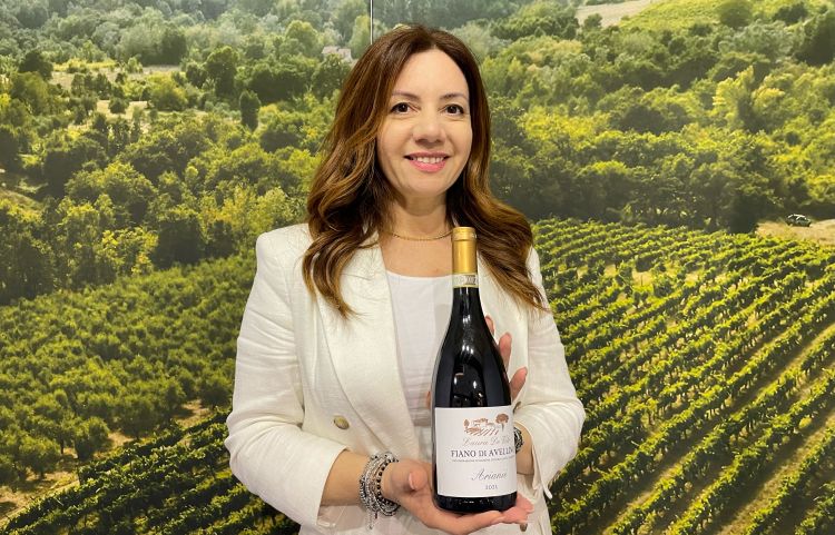 Laura De Vito presenta il suo Fiano
