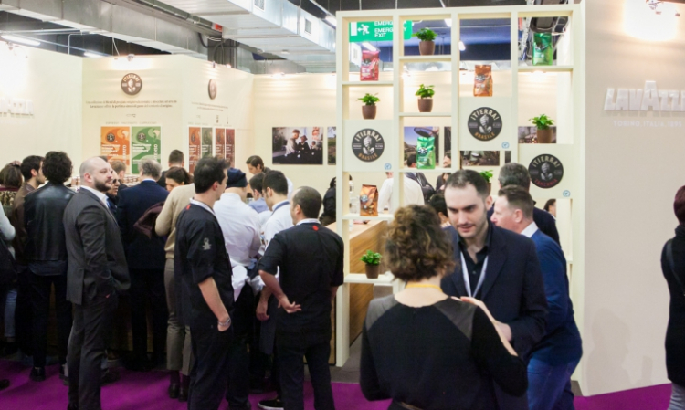 L'affollato corner Lavazza 2016